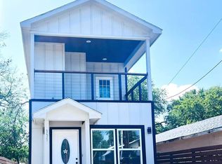 335 S San Eduardo, San Antonio, TX 78237