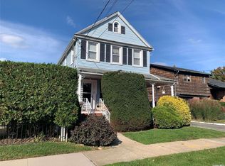 21709 39th Ave, Flushing, NY 11361