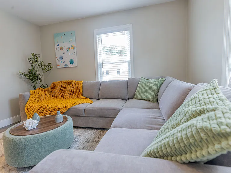 20-22 Lafayette Rd #2 — Photo 10
