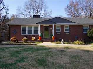 156 Queensbury Rd, Winston Salem, NC 27104