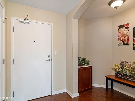 4th image of 104 E 11th Ave APT 201