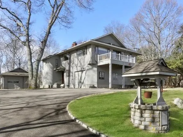 81 Manor Lane, Jamesport, NY 11947