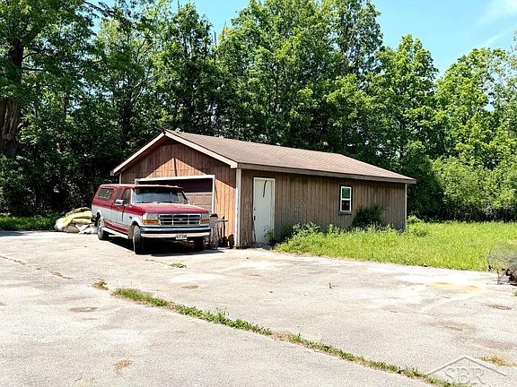 3rd image of 1408 Waldo Ct