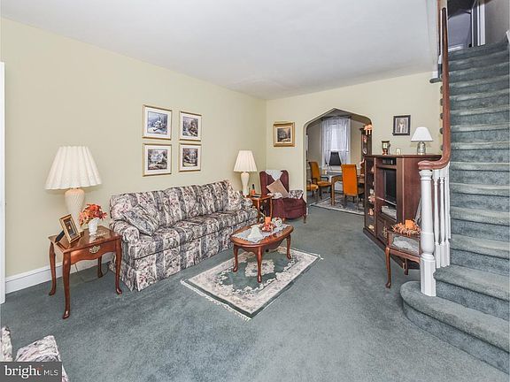5th image of 3118 Knorr St