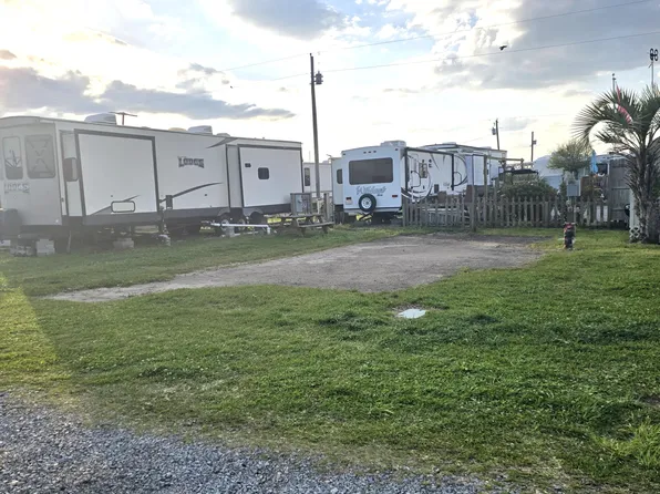 23 Atlantic Street, North Topsail Beach, NC 28460