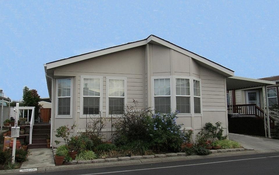 1st image of 1225 Vienna Dr Spc 299