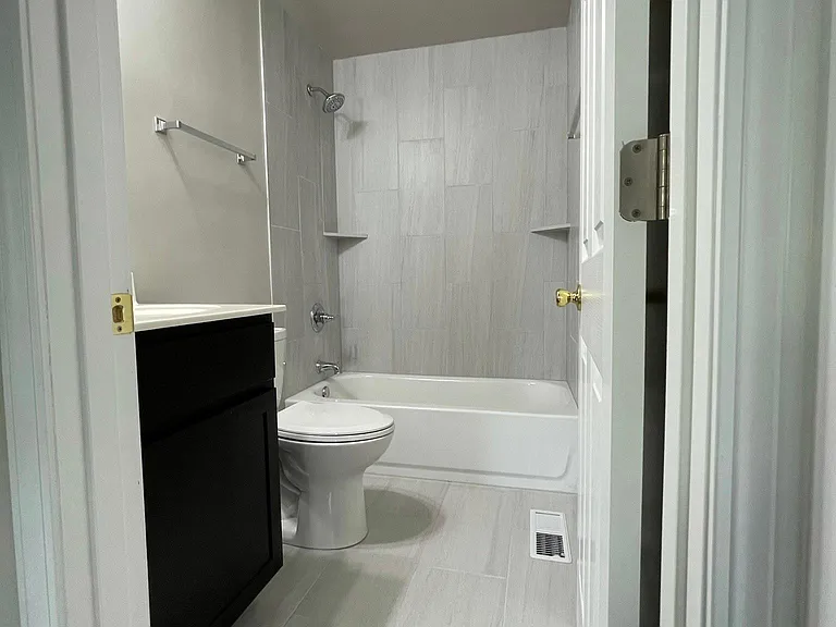 13422 Woodmar Pl #4 — Photo 4