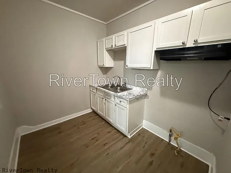 3633 Carnes Ave — Photo 3