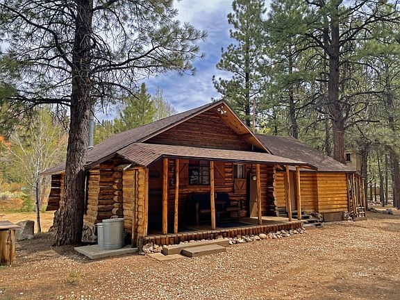 2nd image of 228 E Tommy Creek Rd