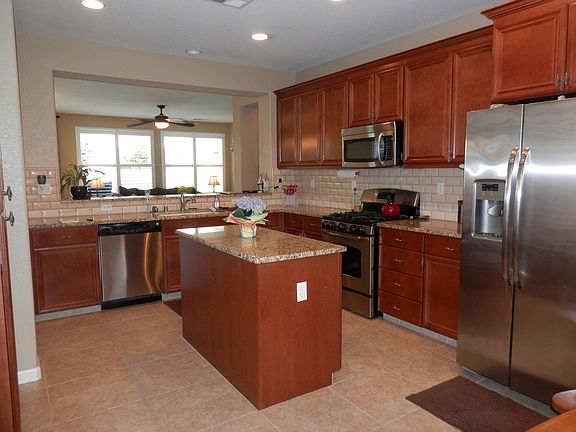 Super kitchen