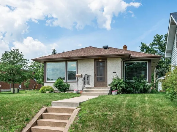 881 Hyacinth Ave E, Saint Paul, MN 55106