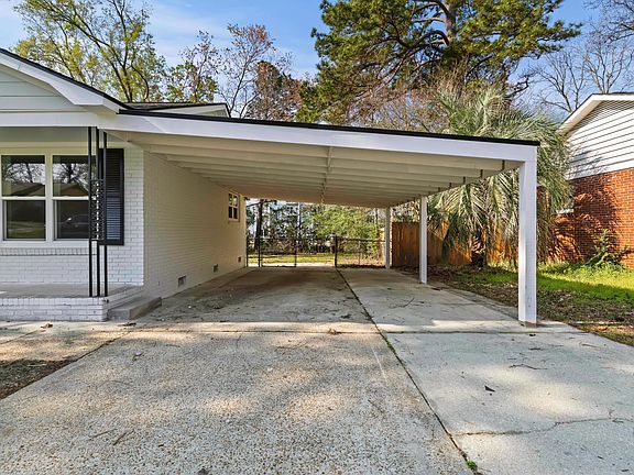 4th image of 7585 Peppercorn Ln