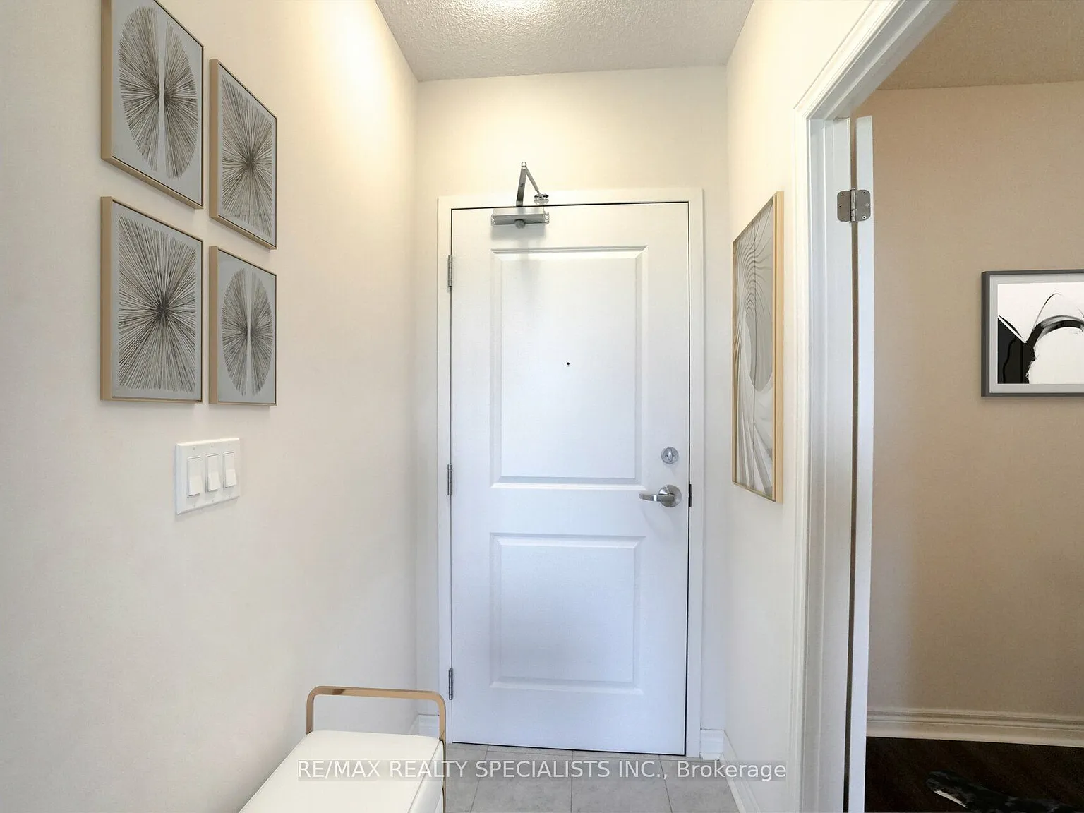 2 bed, $2,600 — Photo 4
