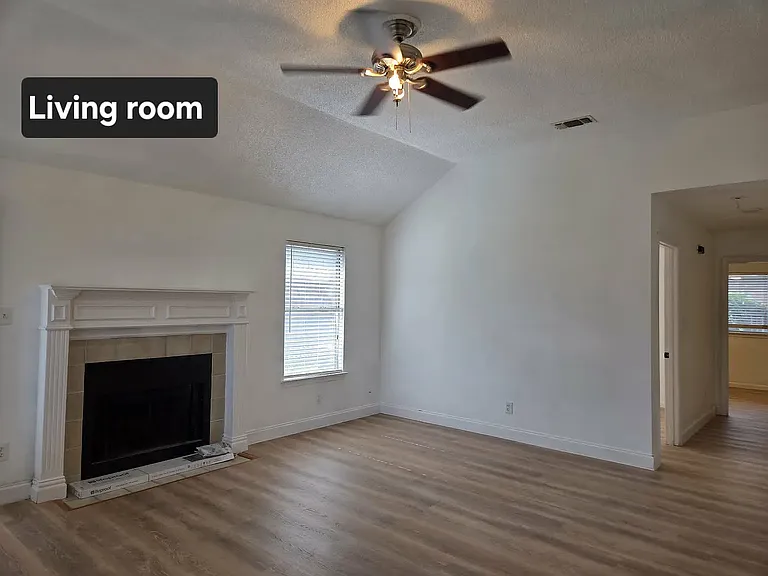 6701 Woodsmoke Way — Photo 9