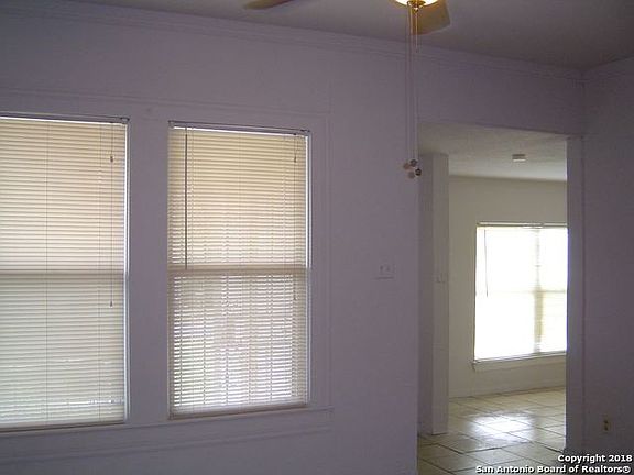 5th image of 127 Sage Dr