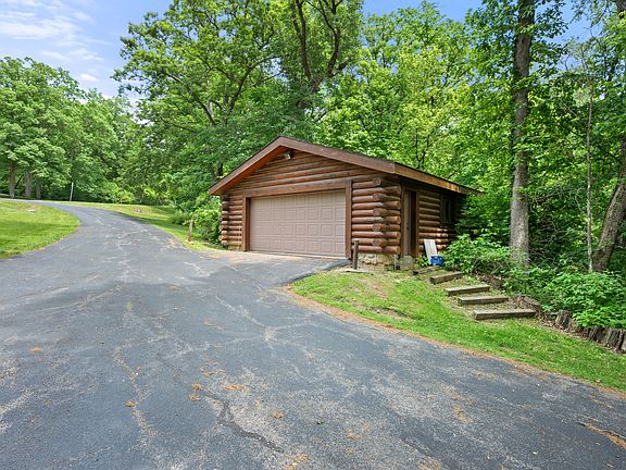 5th image of 22-8 Lakewood Ct