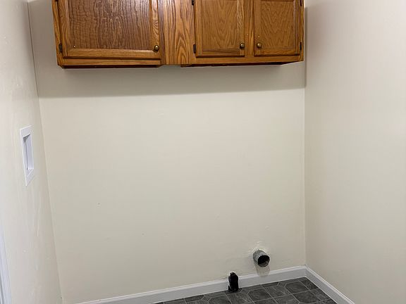 4th image of 20 Conrey St