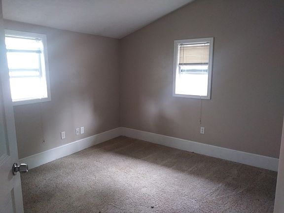 3rd image of 1124 Monument St #2