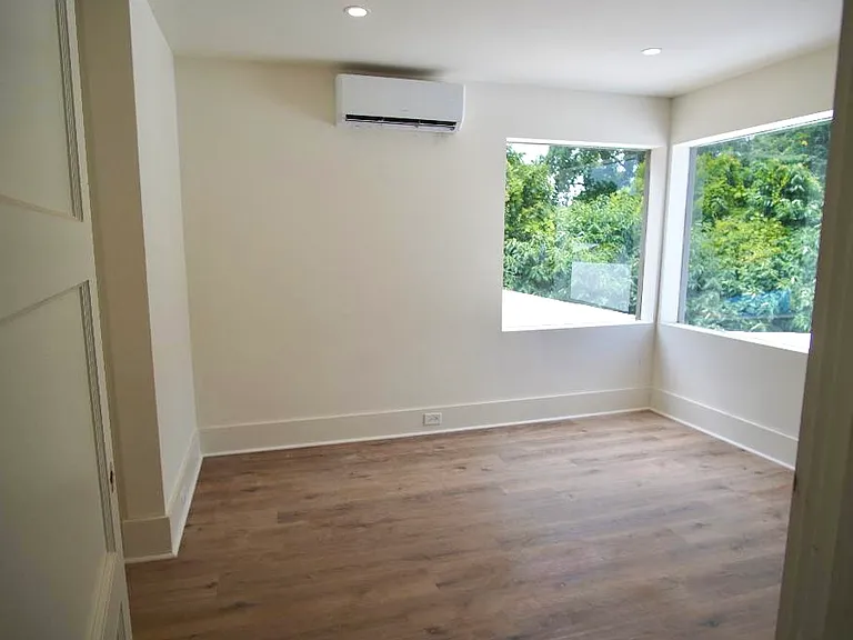 3037 N Main St #1 — Photo 3