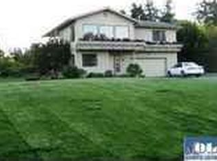 11 Amber Ln, Sequim, WA 98382