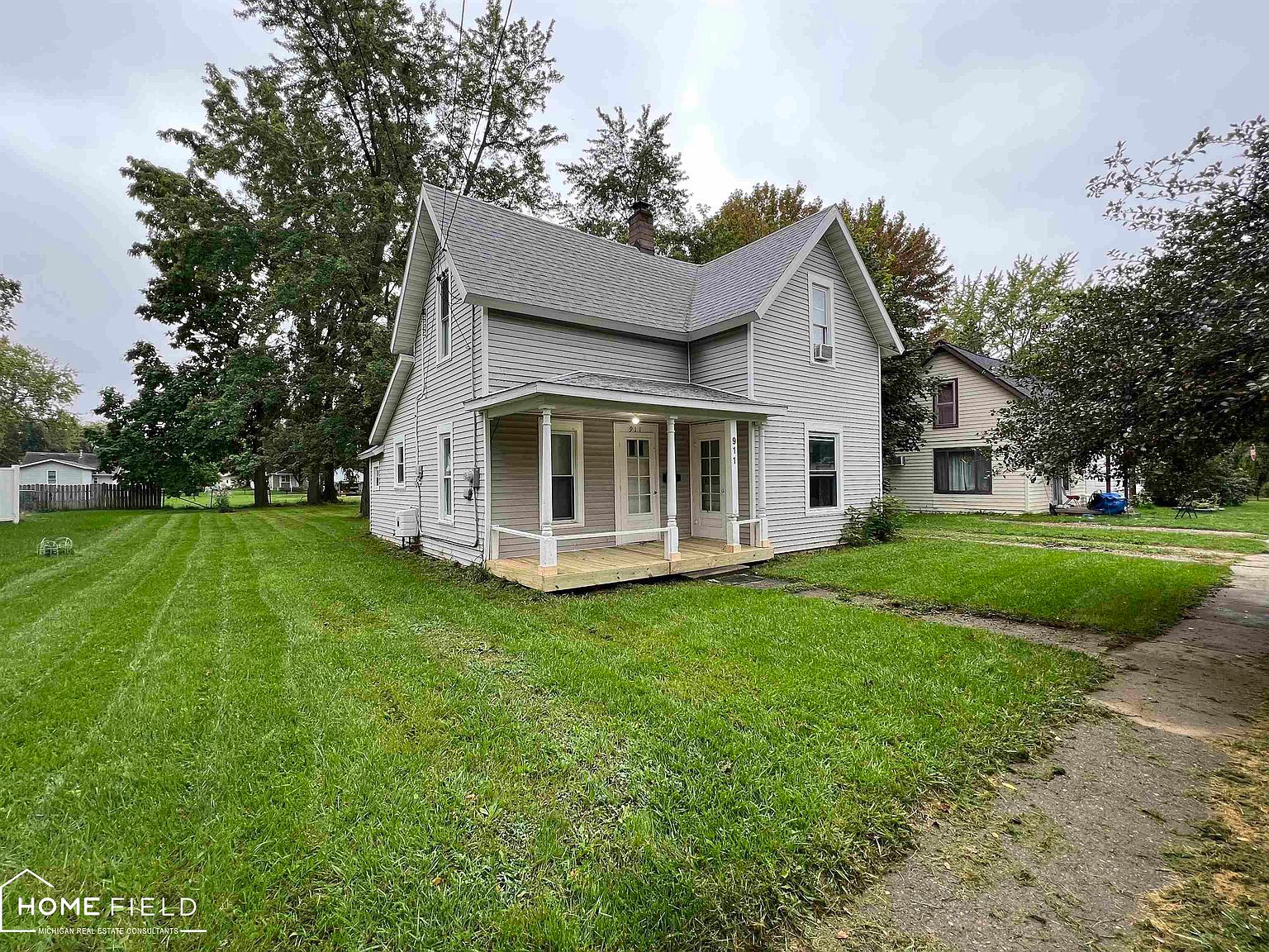 911 W Stewart St, Owosso, MI 48867 MLS 50121640 Zillow