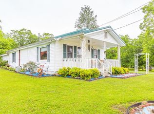 1843 Collins Rd SE, Dalton, GA 30721