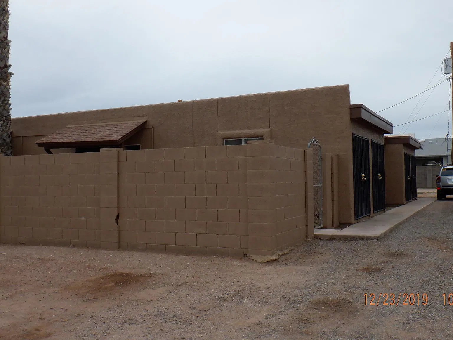 2 bed, 700 sqft, $995 — Photo 1