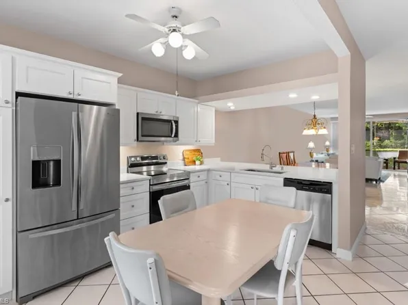 2245 Hidden Lake DR #3, NAPLES, FL 34112