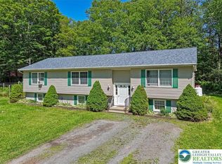 58 Keystone Rd, Clifton Township, PA 18424