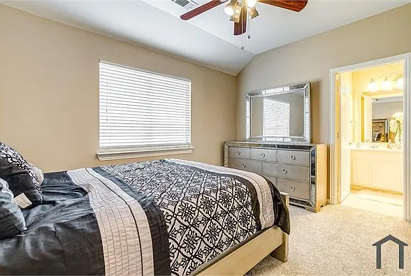 2809 Snowy Owl Dr — Photo 45
