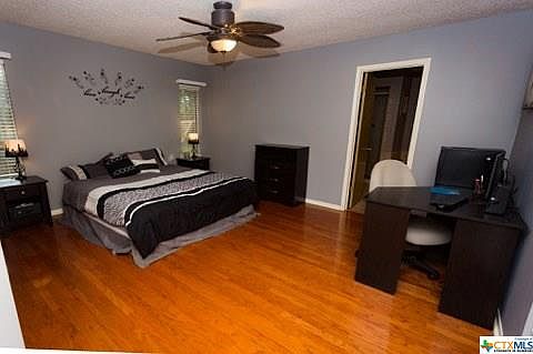 2nd image of 326 Spur Dr