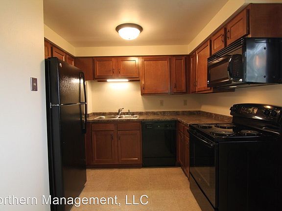 3rd image of 614 & 624 S Erie St #13820766