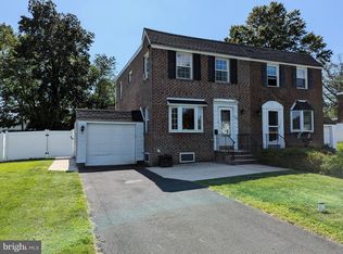1040 Birch St, Lansdale, PA 19446