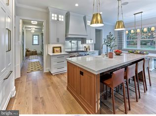 216 Walnut Tree Ln, Malvern, PA 19355