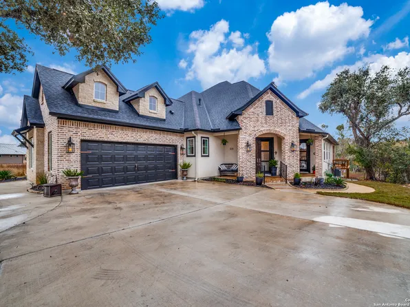 210 Jeff Vaughn, Blanco, TX 78606