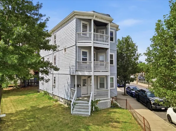 15-17 Gladstone St, Everett, MA 02149