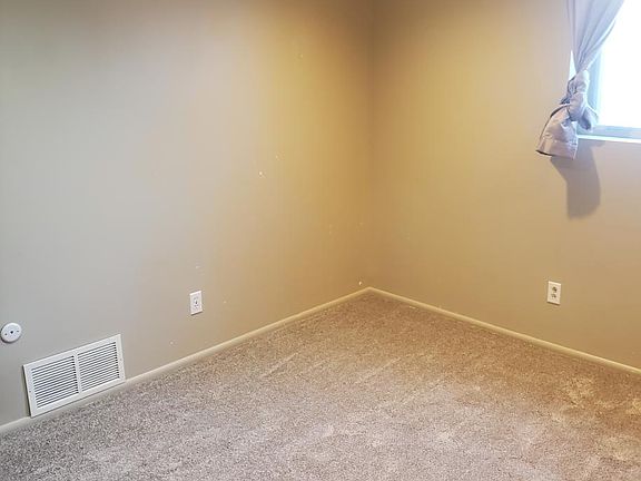 3rd image of 5139 S 1150 W #B
