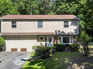 375 Old Willets Path, Hauppauge, NY 11788