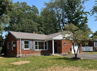 1027 Edann Rd, Oreland, PA 19075