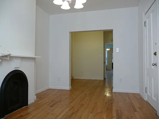 Rented by Citiburg Realty Solutions LLC | media 2