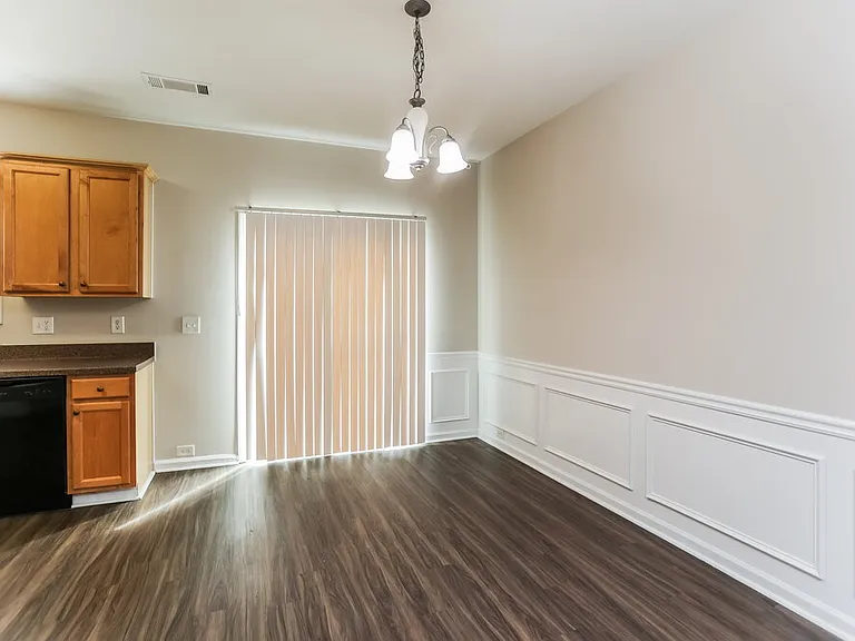 2044 Lakeshore Overlook Dr NW — Photo 6