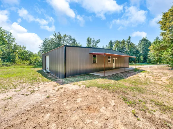 334 County Road 2433, Como, TX 75431