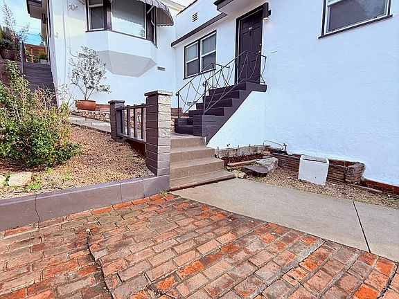 2nd image of 1276 West Blvd