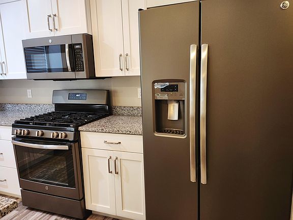 4th image of 2520 Blackhawk Dr Unit 67