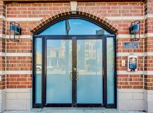 1453 W Irving Park Rd APT 402, Chicago, IL 60613