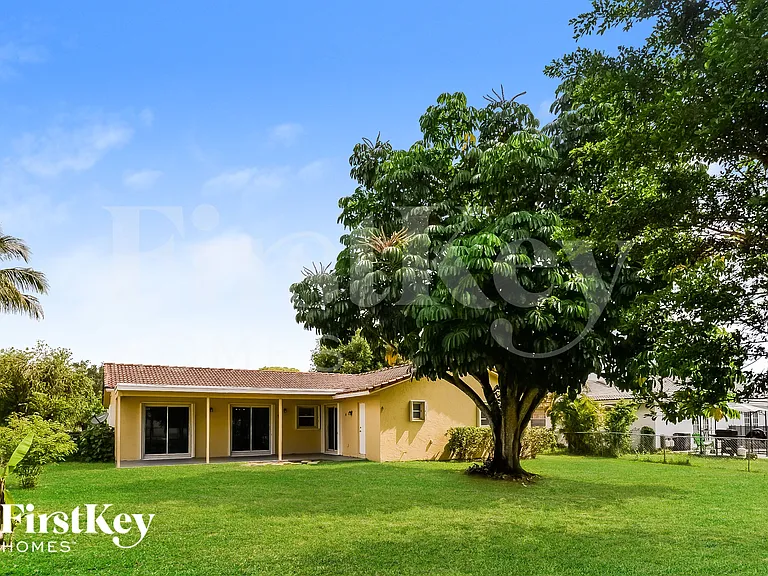 3631 NW 108th Dr — Photo 15