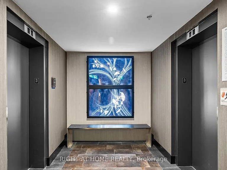 15 Kneeshaw Dr #102 — Photo 30
