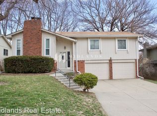 3110 Redwing Dr, Bellevue, NE 68123
