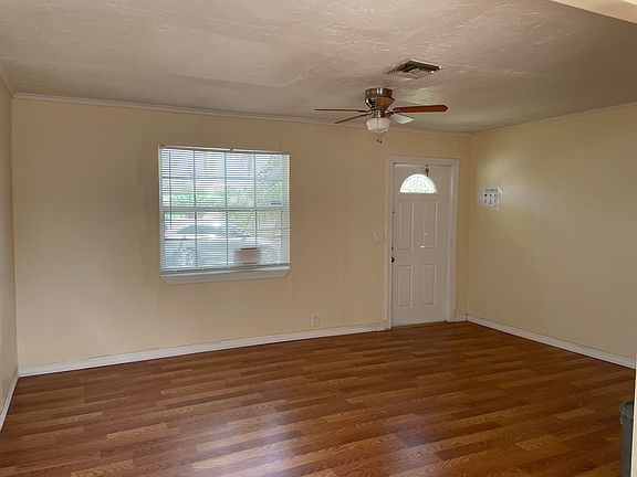 5th image of 1425 W 30th St