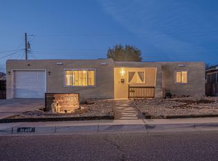 11409 Mountain Rd NE, Albuquerque, NM 87112